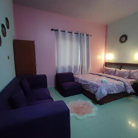 Hotel Ellisa Hospitality And Spa Accra Esterno foto