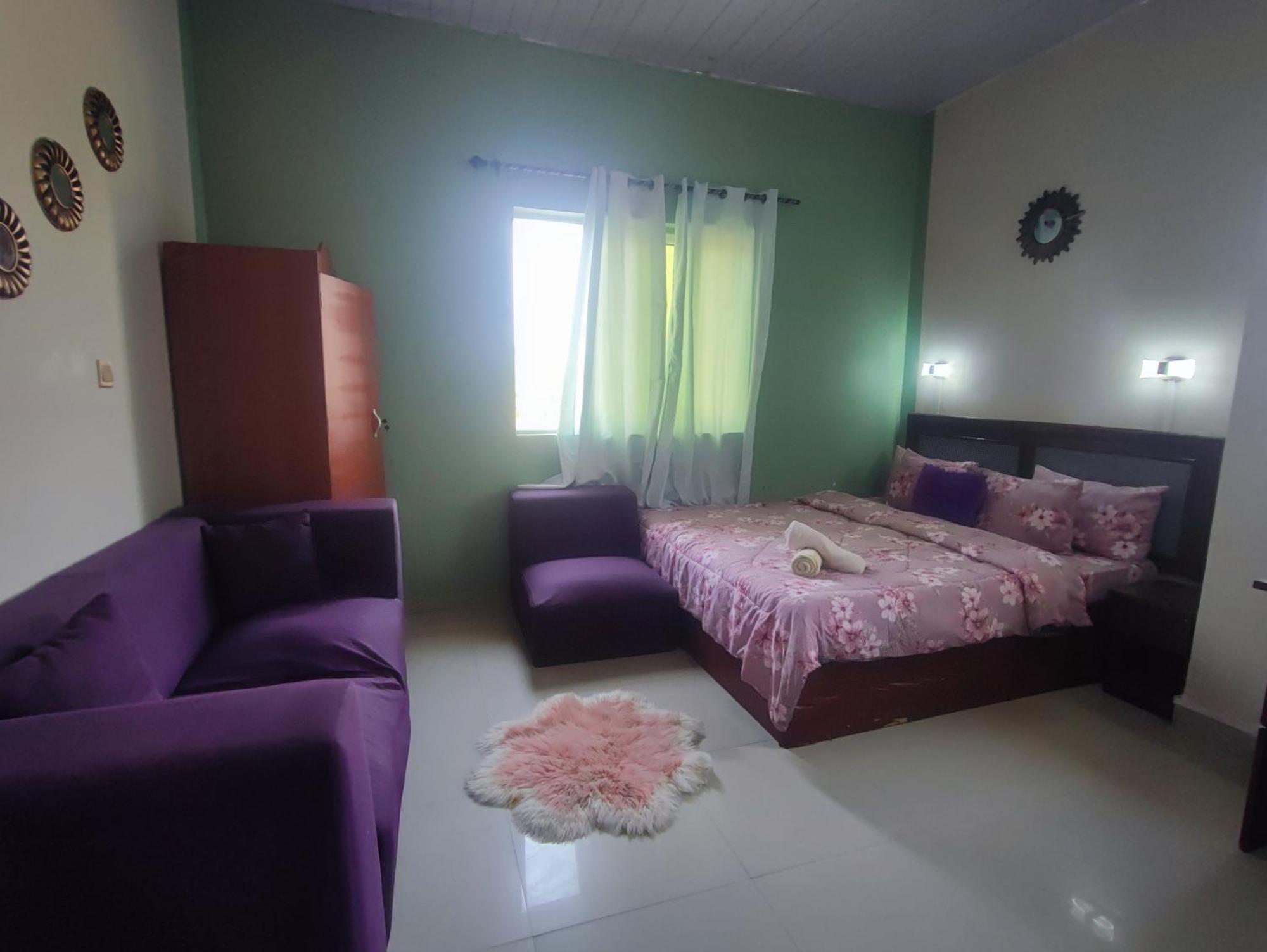 Hotel Ellisa Hospitality And Spa Accra Esterno foto