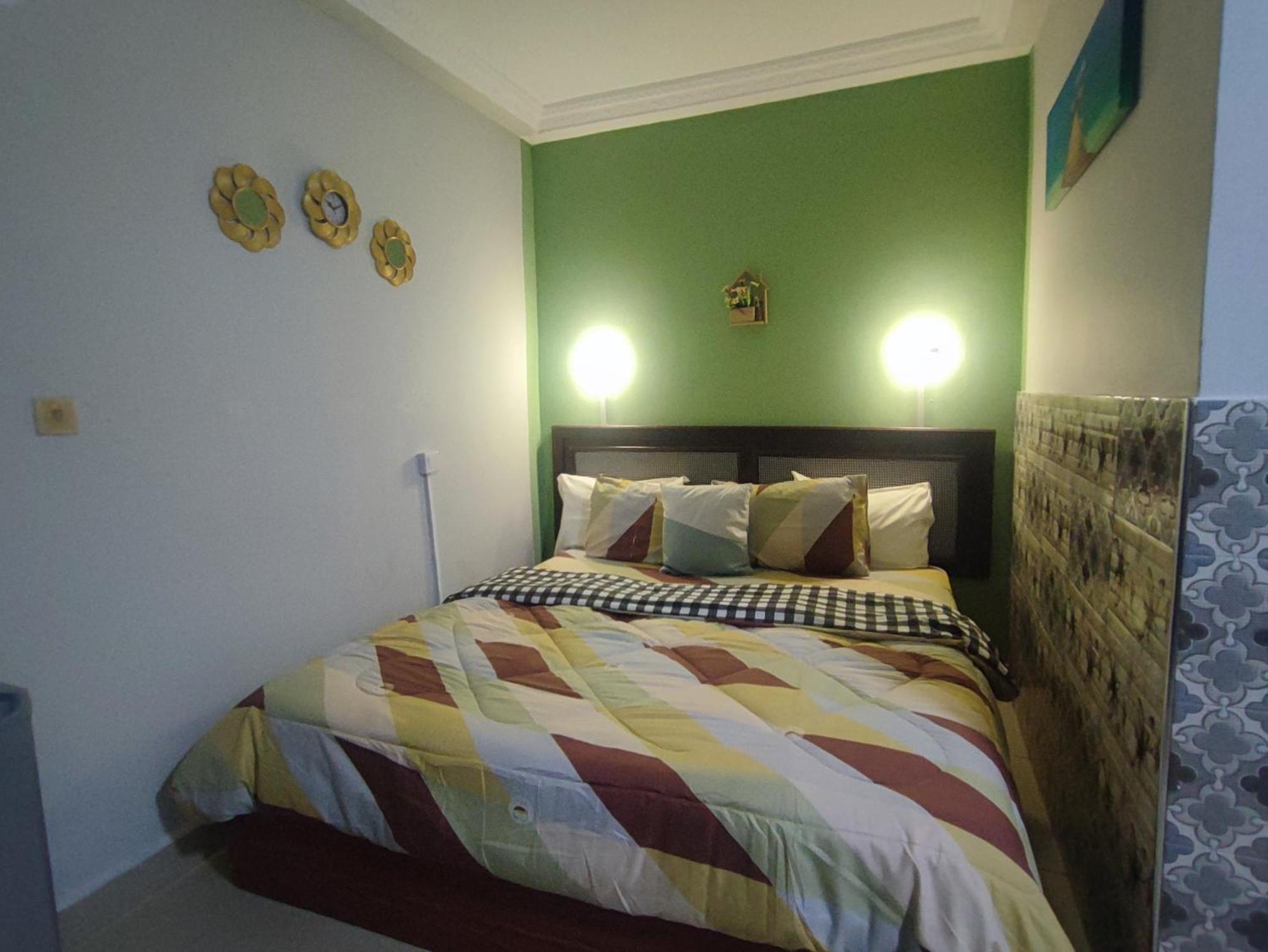 Hotel Ellisa Hospitality And Spa Accra Esterno foto